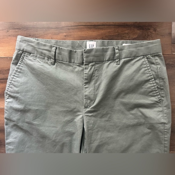 GAP Slim City Crop Pants Women’s Size 10 | Sage Green Chinos - Picture 2 of 6
